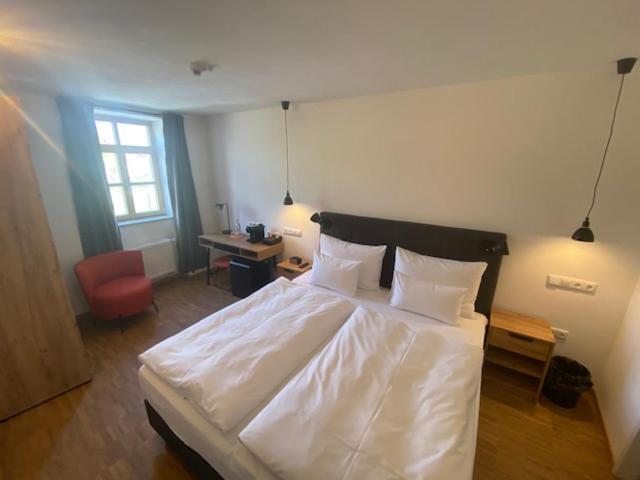Altstadthotel Alt & Jung Regensburg Buitenkant foto